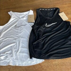 Nike Dri fit girls training tank set size large